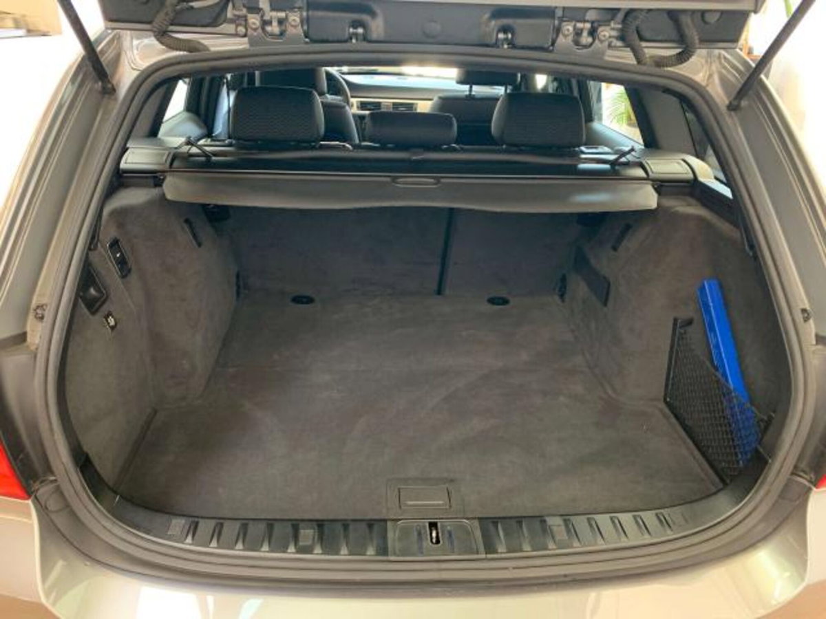 BMW Serie 3 Touring 318d 2.0 143CV cat (10)