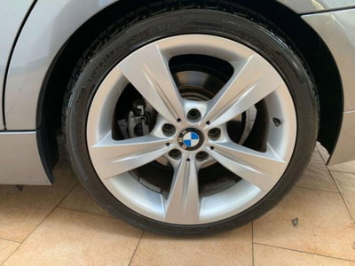 BMW Serie 3 Touring 318d 2.0 143CV cat (2)