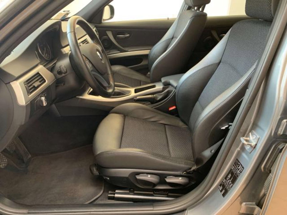 BMW Serie 3 Touring 318d 2.0 143CV cat (9)