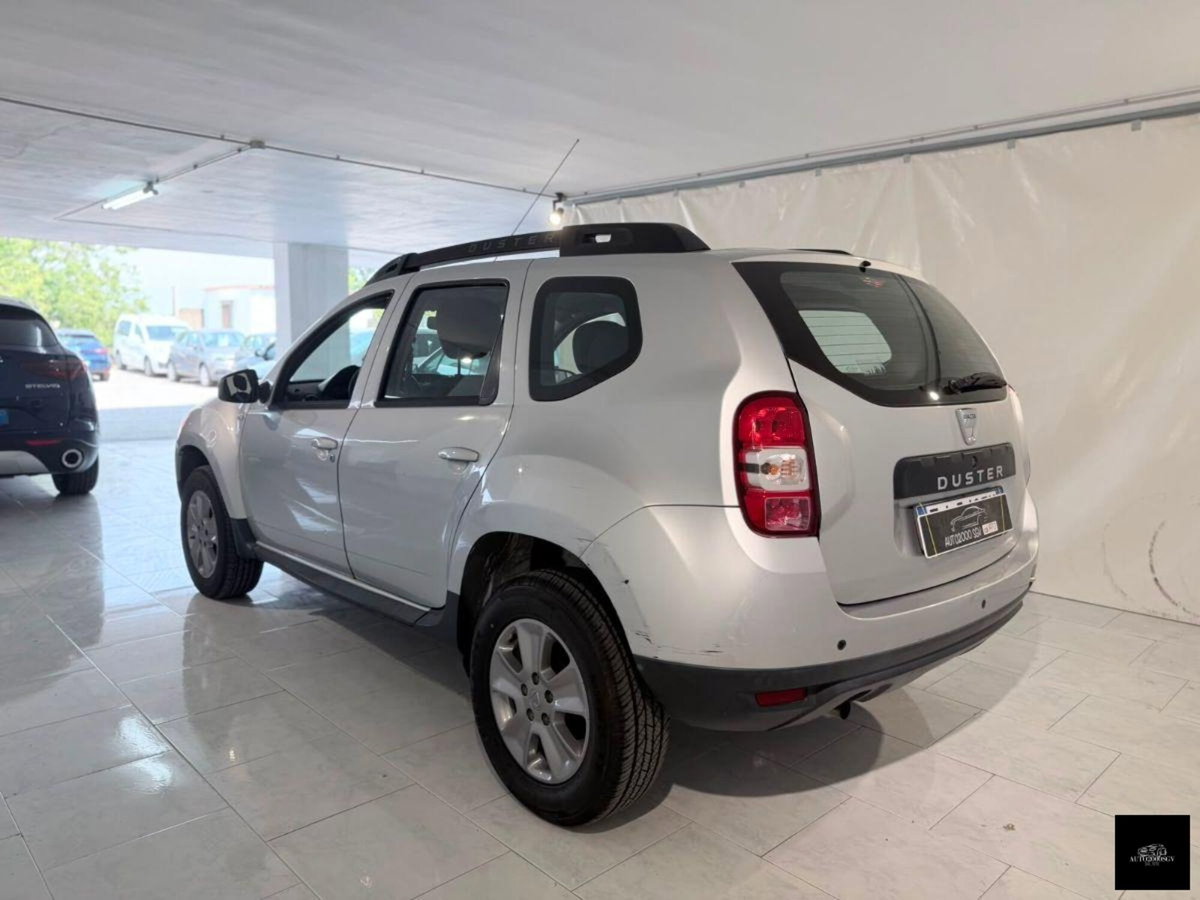 Dacia Duster 1.5 dCi 110CV 4x2 Ambiance (11)