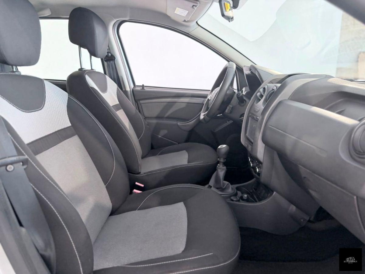 Dacia Duster 1.5 dCi 110CV 4x2 Ambiance (6)
