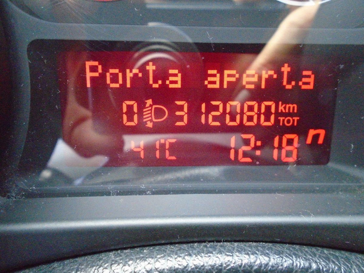 Alfa Romeo Giulietta 1.4 tb Giulietta 105cv (11)