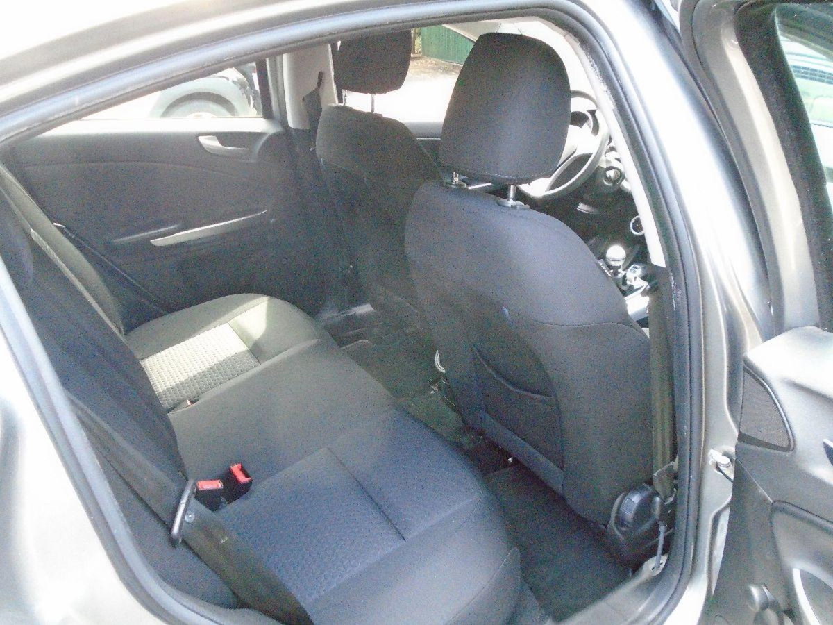 Alfa Romeo Giulietta 1.4 tb Giulietta 105cv (19)