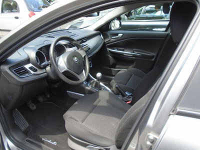 Alfa Romeo Giulietta 1.4 tb Giulietta 105cv (8)