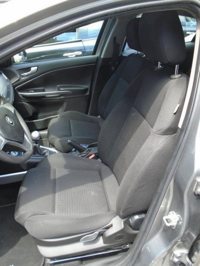 Alfa Romeo Giulietta 1.4 tb Giulietta 105cv (9)