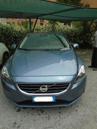 Volvo V40 D2 1.6 Powershift usata
