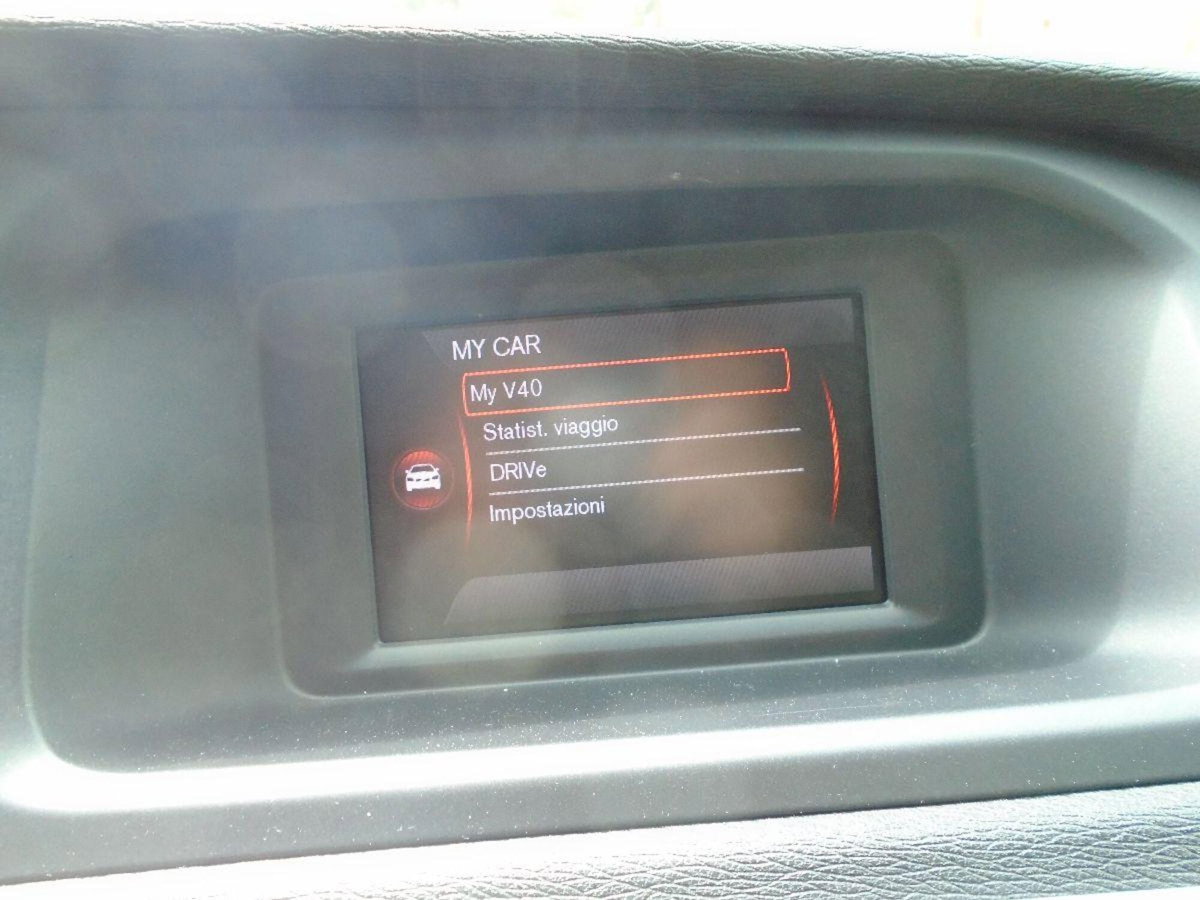 Volvo V40 D2 1.6 Powershift (10)