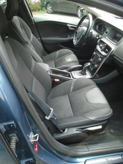 Volvo V40 D2 1.6 Powershift (15)