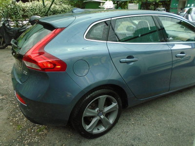 Volvo V40 D2 1.6 Powershift (4)