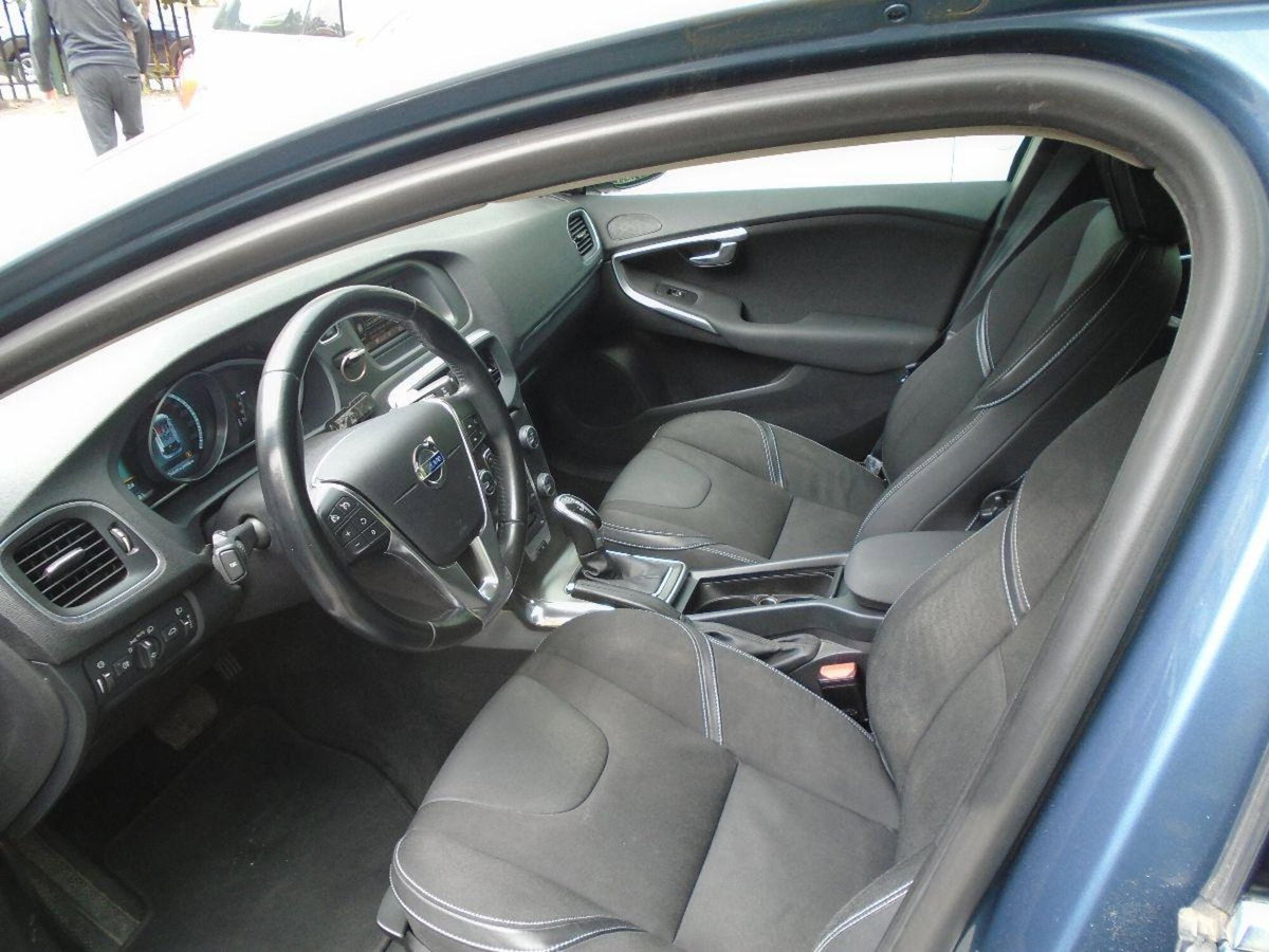 Volvo V40 D2 1.6 Powershift (7)