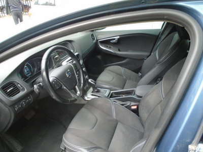 Volvo V40 D2 1.6 Powershift (7)