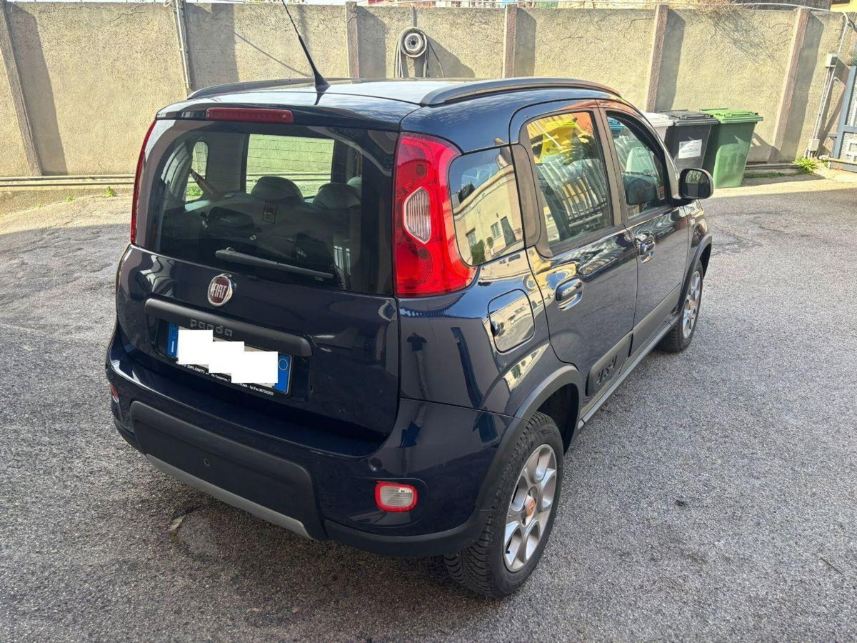 Fiat Panda 1.3 MJT 95 CV S&S 4x4 (10)