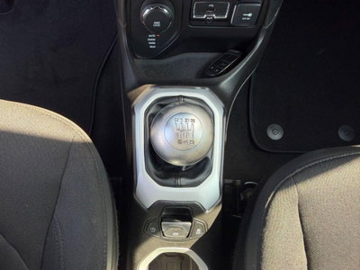 Jeep Renegade 2.0 Mjt 140CV 4WD Active Drive Limited (17)