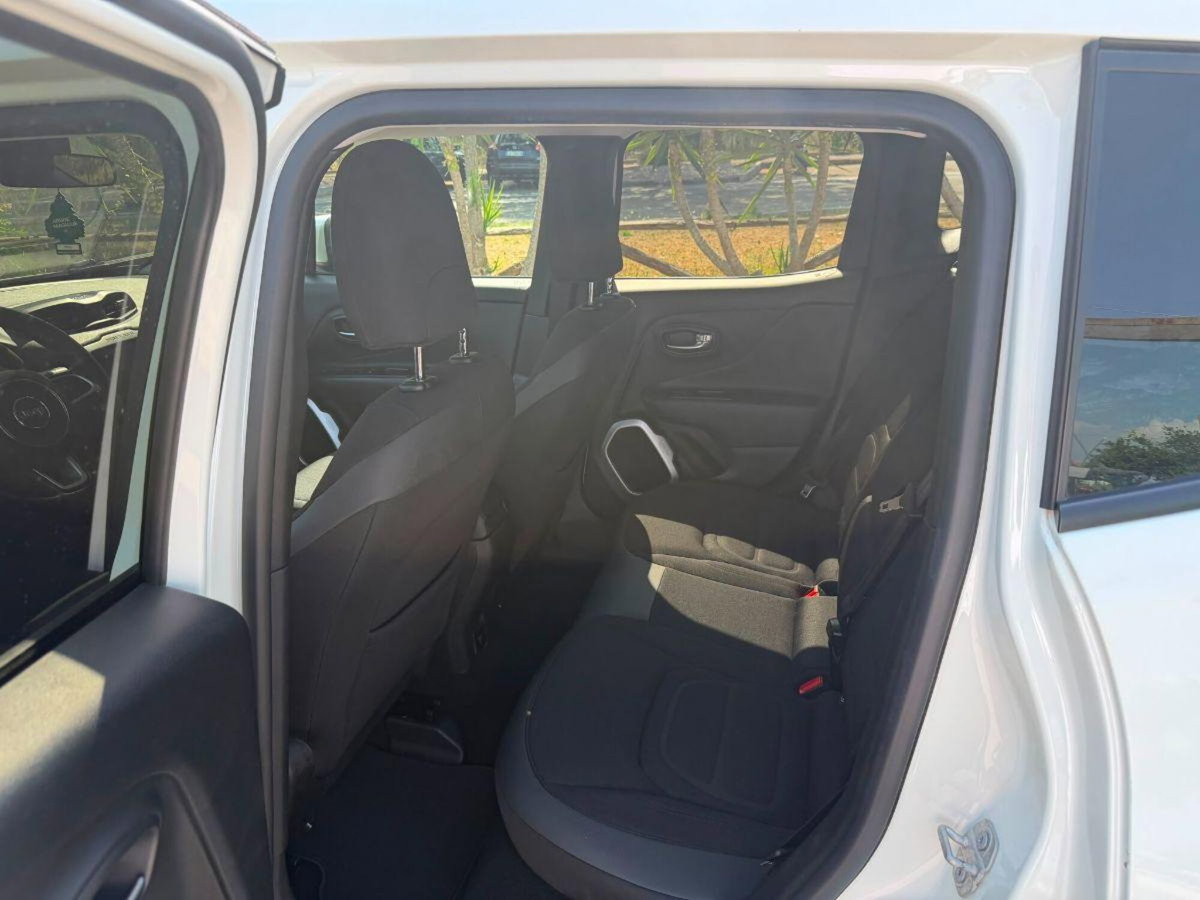 Jeep Renegade 2.0 Mjt 140CV 4WD Active Drive Limited (7)