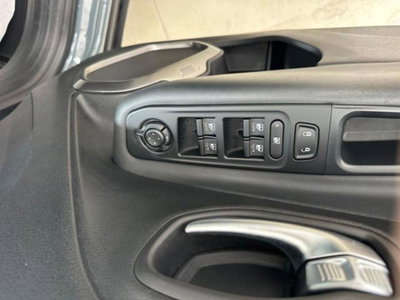 Jeep Renegade 1.6 Mjt 120 CV Limited (11)