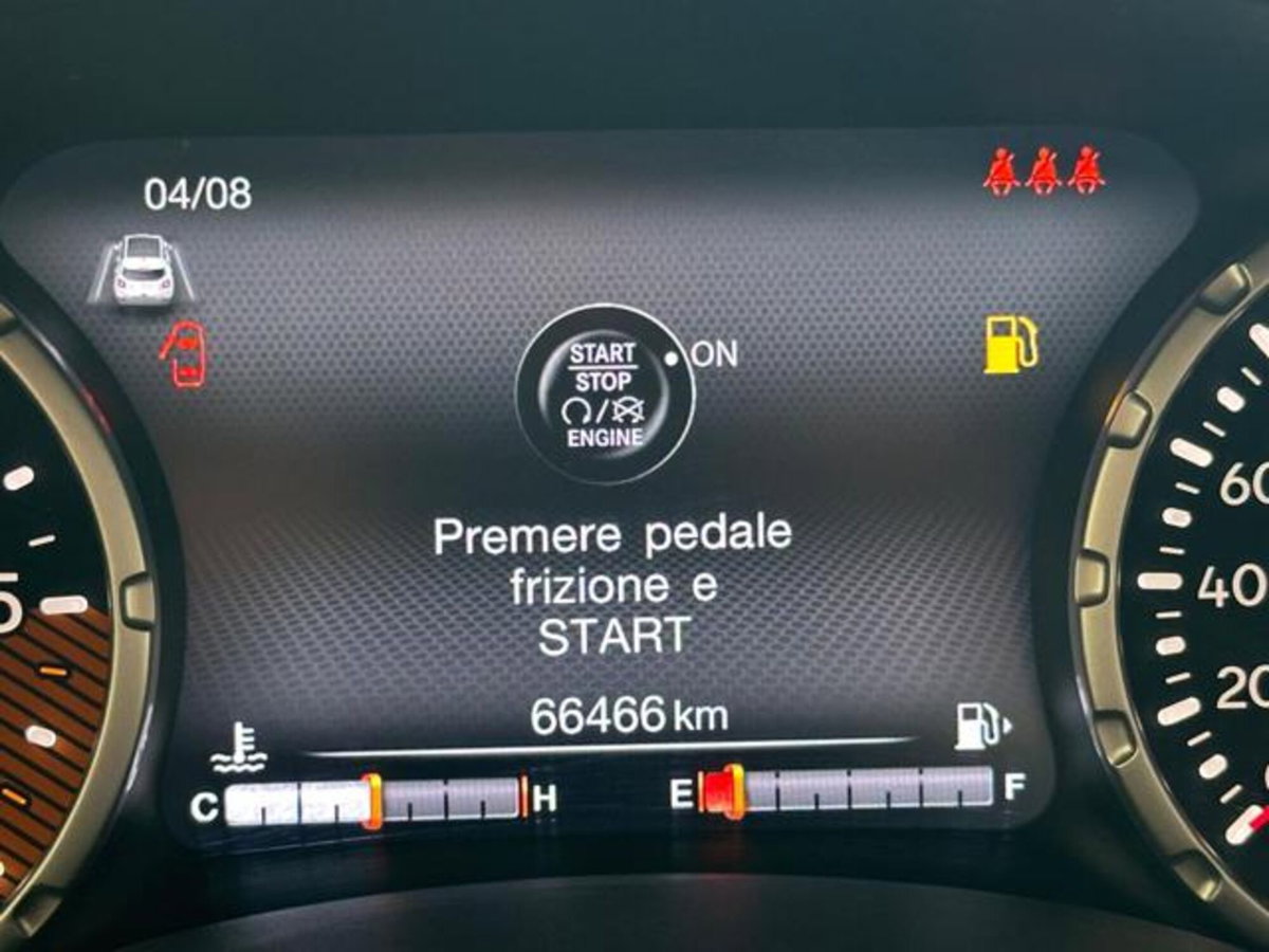 Jeep Renegade 1.6 Mjt 120 CV Limited (16)