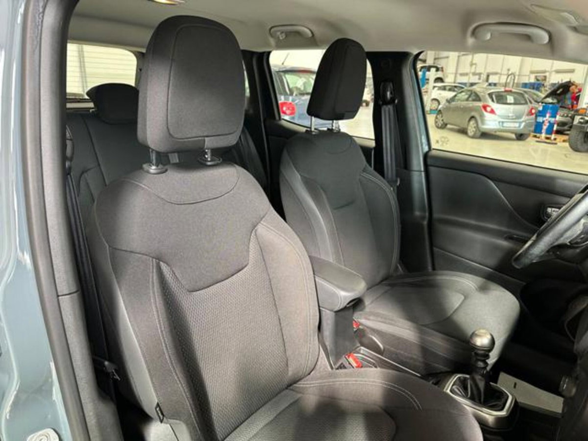Jeep Renegade 1.6 Mjt 120 CV Limited (8)
