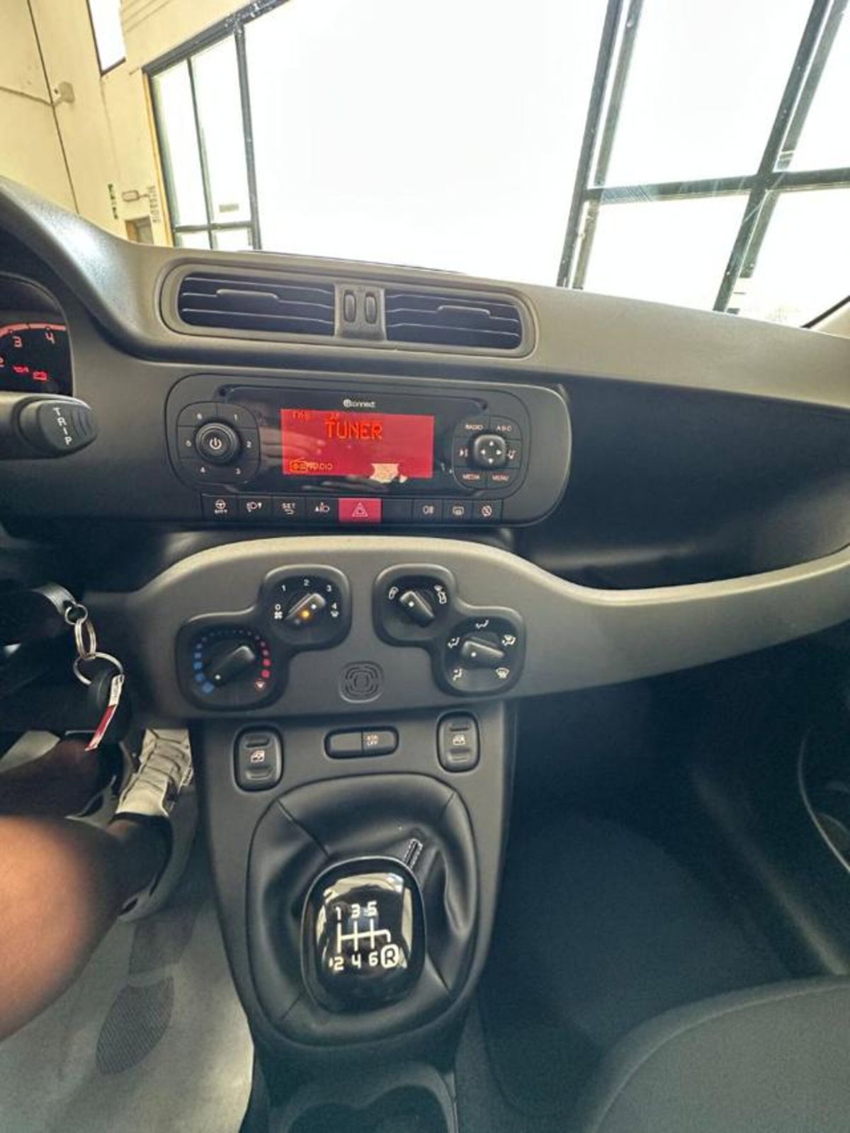 Fiat Panda 1.0 firefly hybrid s&s 70cv 5p.ti (13)