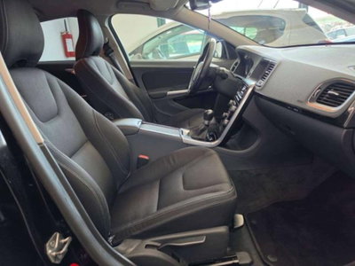 Volvo S60 D2 Momentum (10)