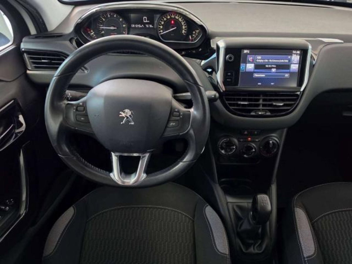 Peugeot 208 82 5 porte Allure (10)