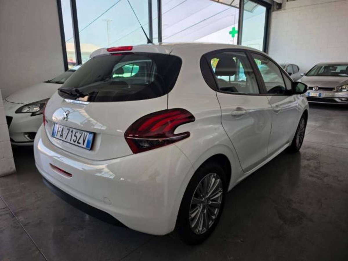 Peugeot 208 82 5 porte Allure (4)