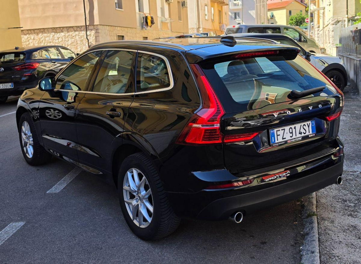 Volvo XC60 B4 Geartronic Momentum (12)
