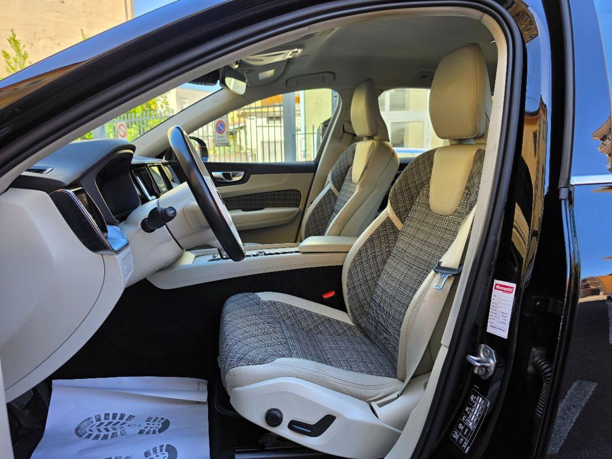 Volvo XC60 B4 Geartronic Momentum (16)