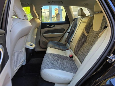 Volvo XC60 B4 Geartronic Momentum (20)