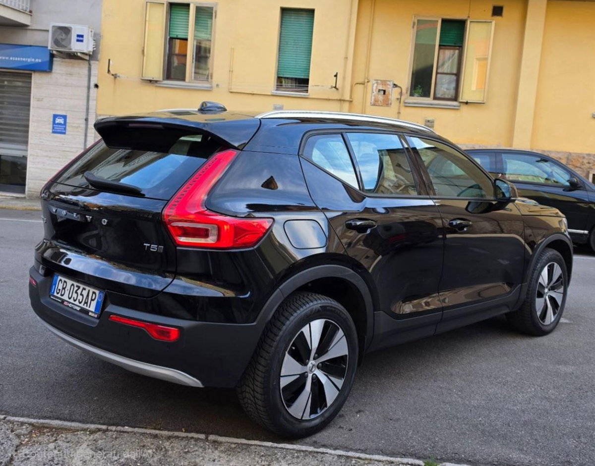 Volvo XC40 T5 Twin Engine Geartronic Momentum (15)