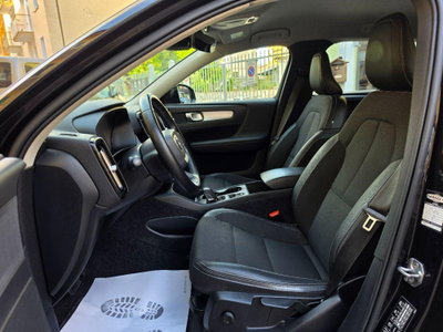 Volvo XC40 T5 Twin Engine Geartronic Momentum (16)
