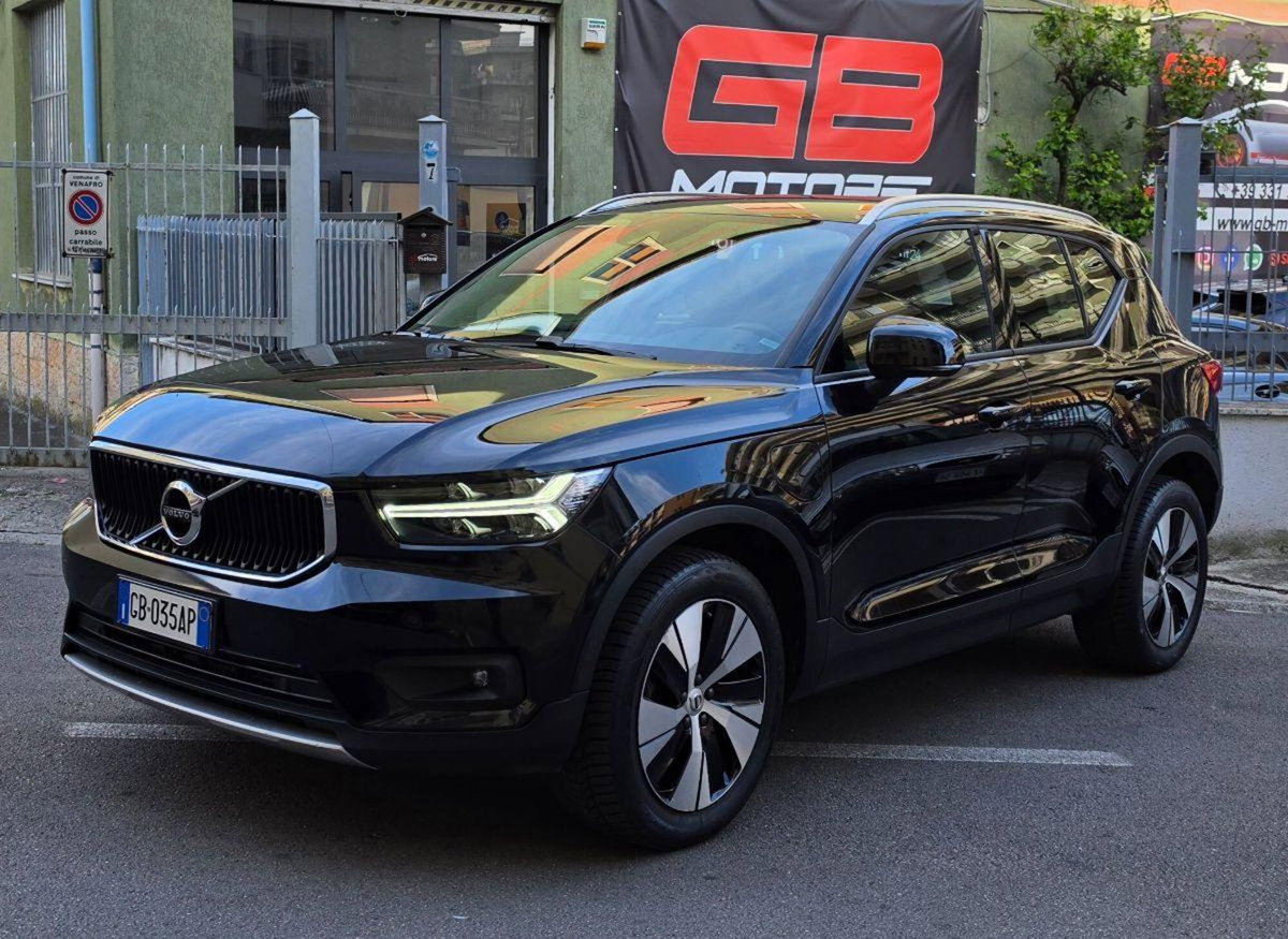Volvo XC40 T5 Twin Engine Geartronic Momentum (4)