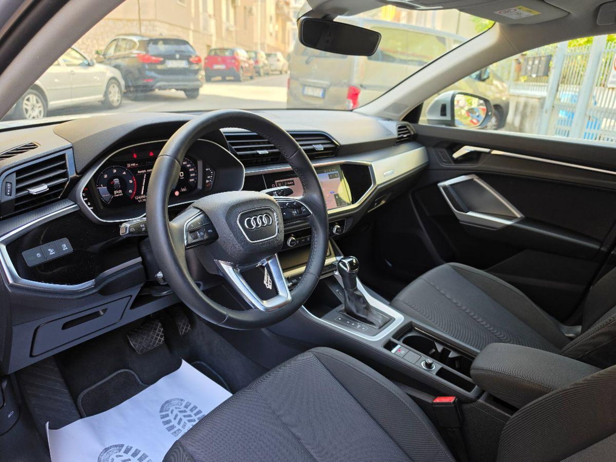Audi Q3 Sportback 35 TDI quattro S tronic Business Plus (16)