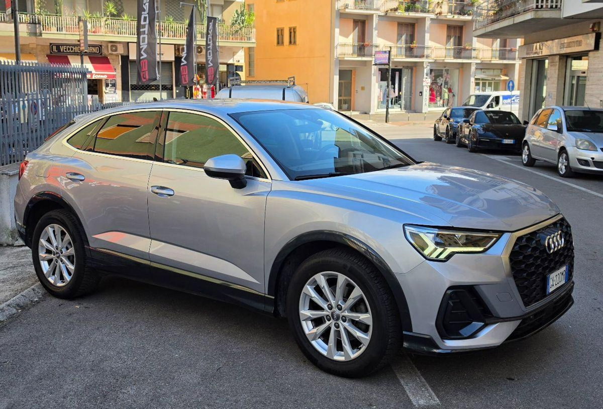 Audi Q3 Sportback 35 TDI quattro S tronic Business Plus (8)