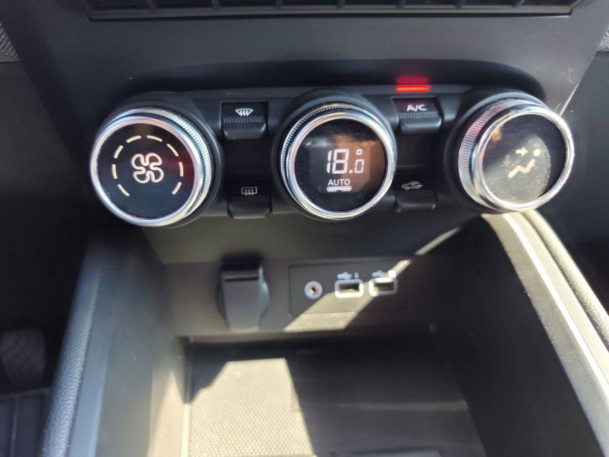 Renault Clio TCe 12V 100 CV GPL 5 porte Life (14)