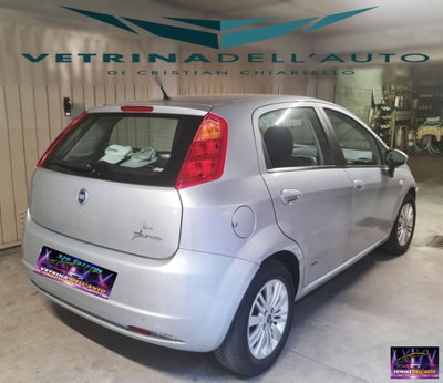 Fiat Grande Punto 1.3 MJT 90 CV 5 porte Emotion (3)