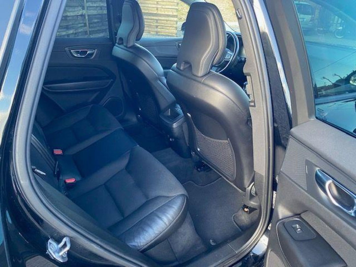 Volvo XC60 D4 Geartronic Summum (11)