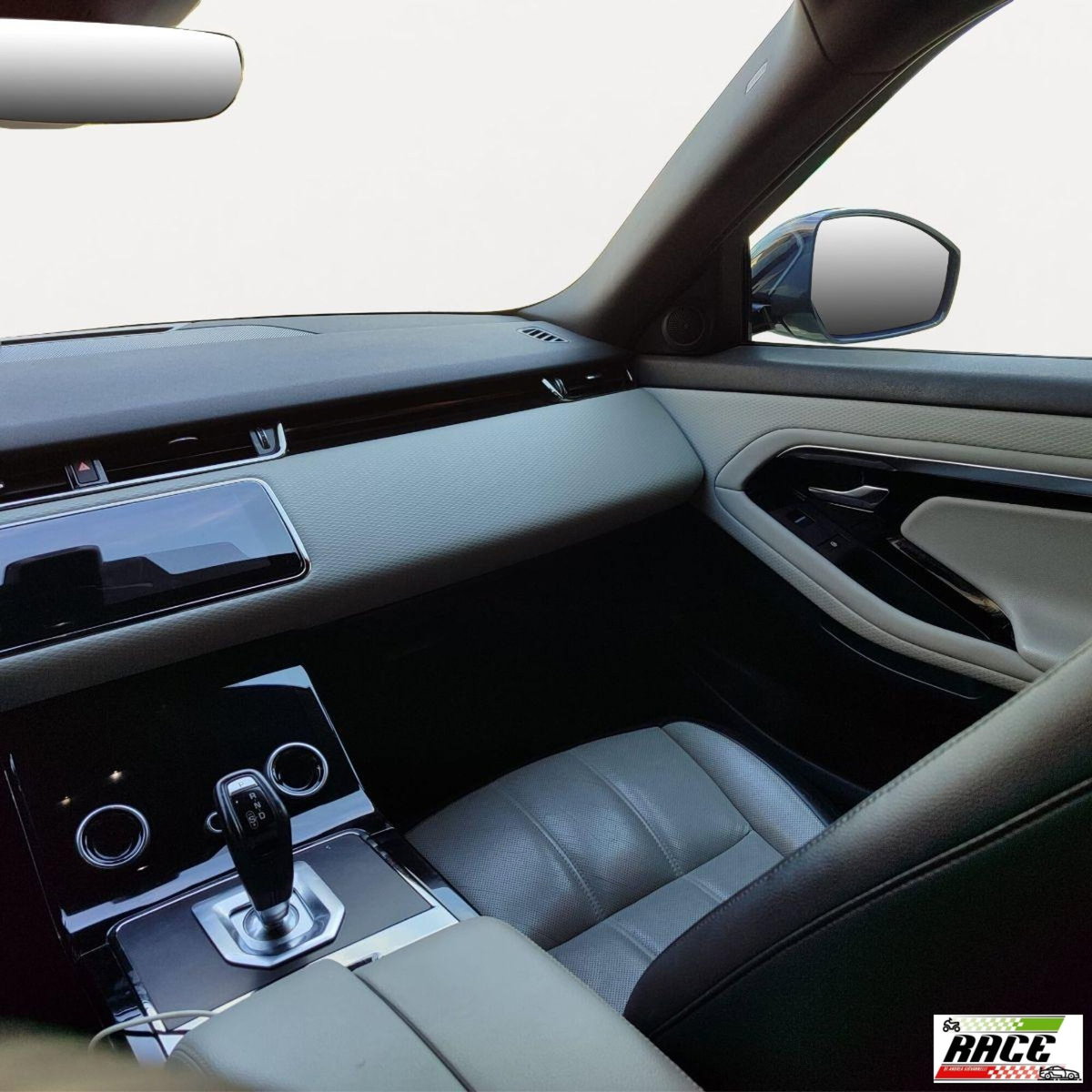 Land Rover Range Rover Evoque 2.0D I4-L.Flw 150 CV (11)