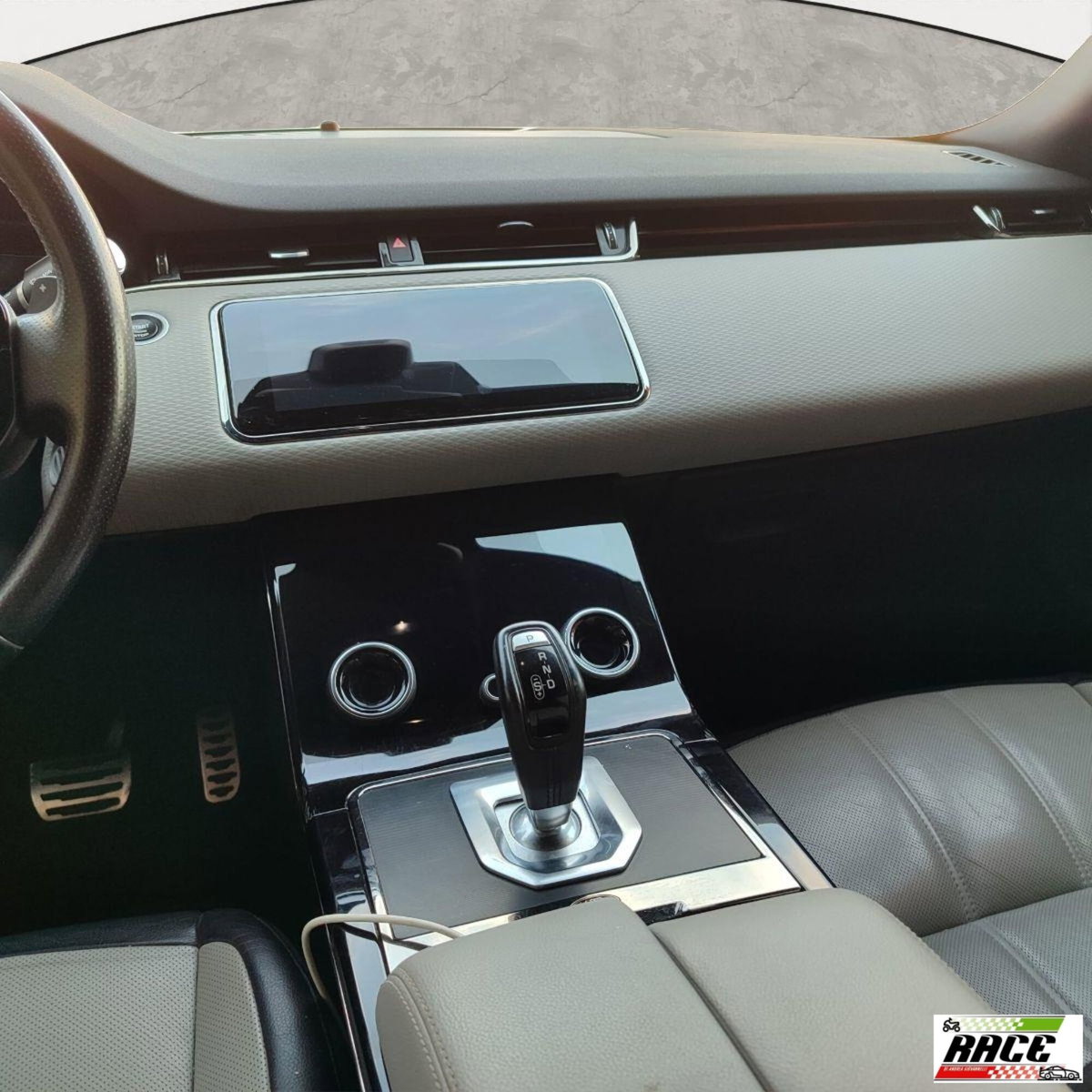 Land Rover Range Rover Evoque 2.0D I4-L.Flw 150 CV (15)