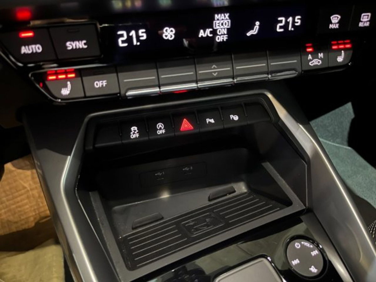 Audi A3 Sportback 35 TFSI S line edition (13)