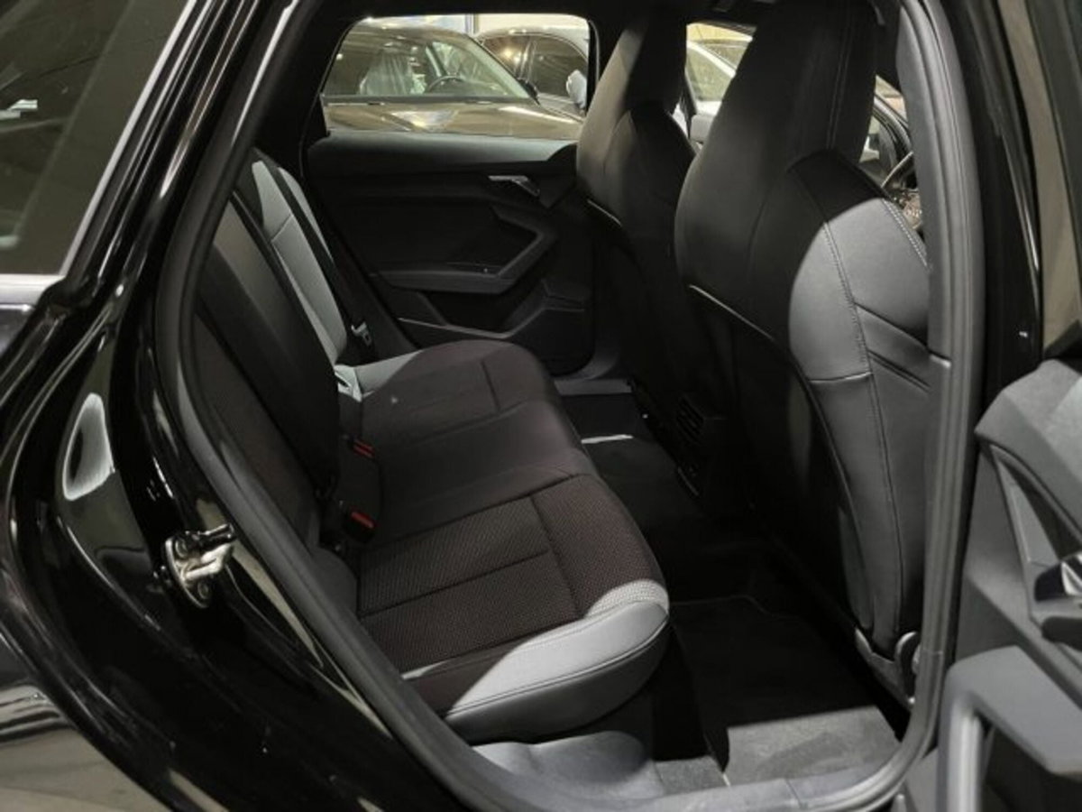 Audi A3 Sportback 35 TFSI S line edition (19)
