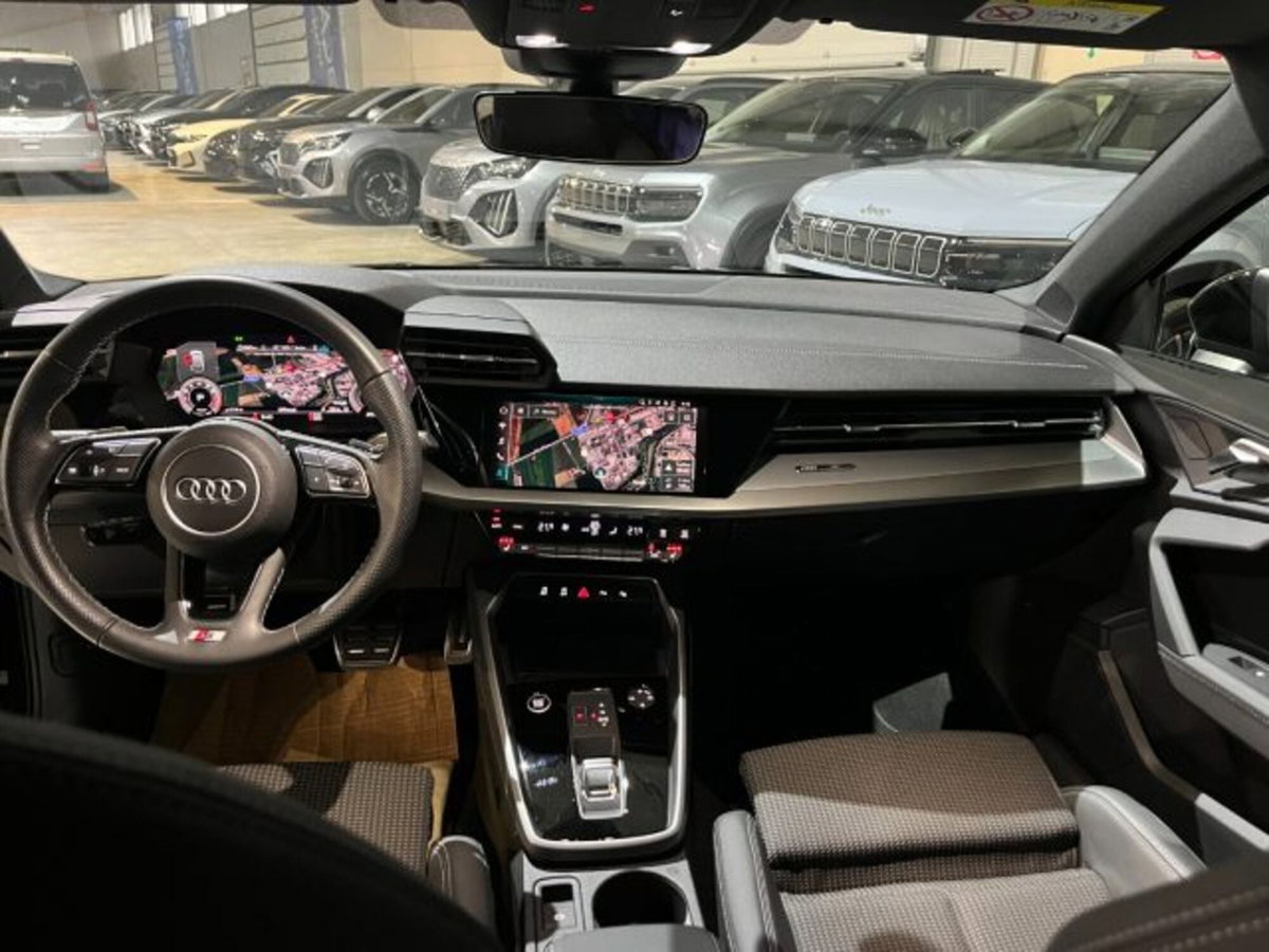 Audi A3 Sportback 35 TFSI S line edition (9)