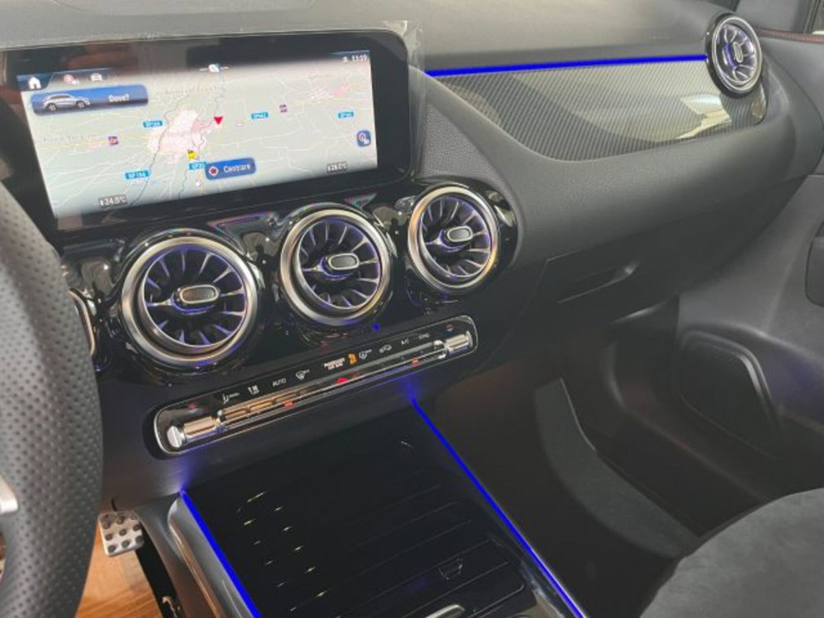 Mercedes-Benz GLA SUV 200 Automatic Premium (14)