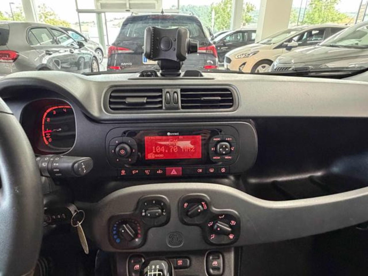 Fiat Panda 1.0 firefly hybrid s&s 70cv 5p.ti (12)