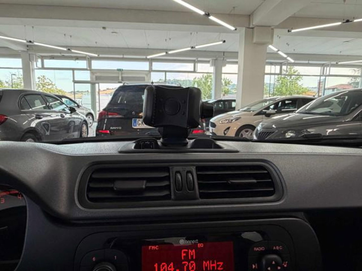Fiat Panda 1.0 firefly hybrid s&s 70cv 5p.ti (14)