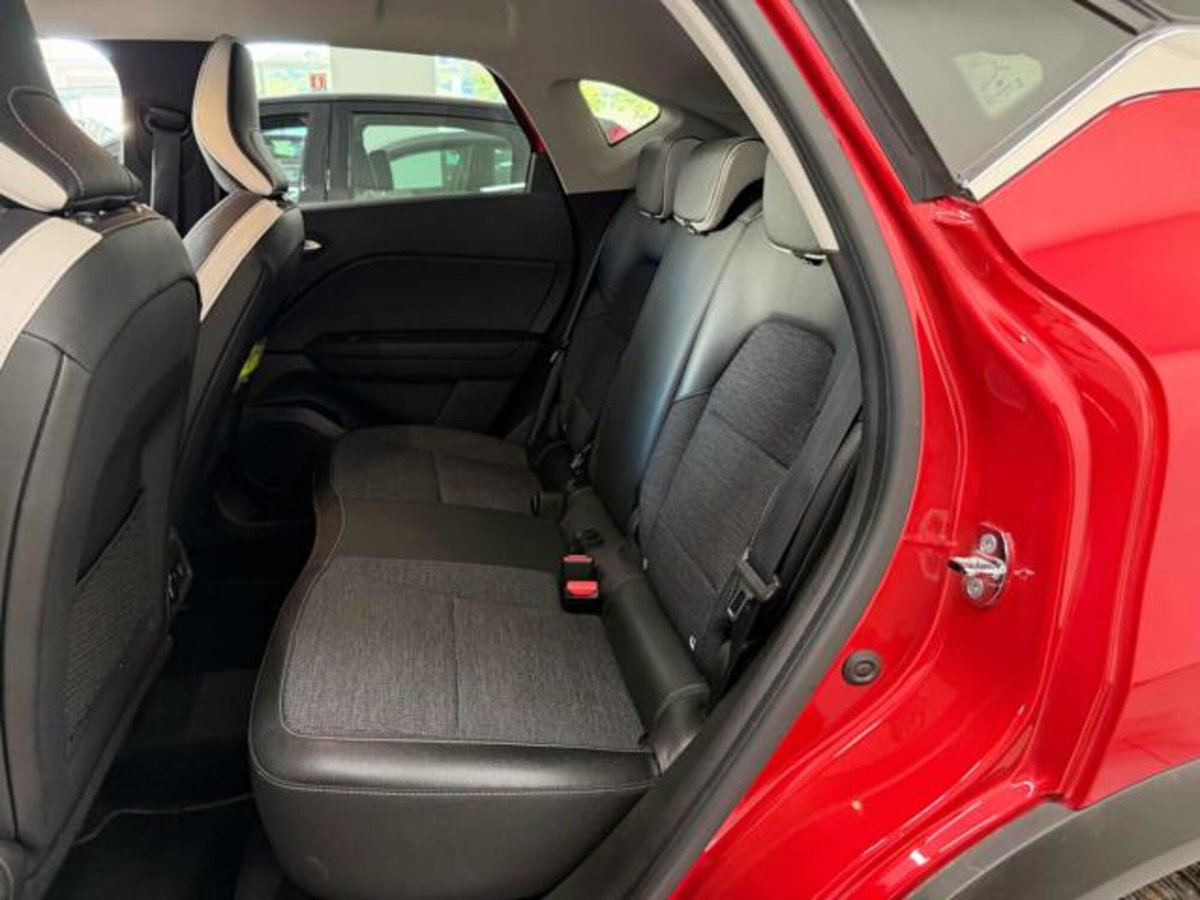 Renault Captur TCe 100 CV GPL Techno (8)