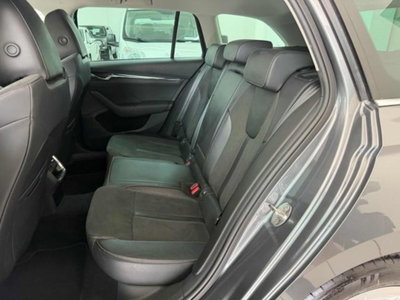 Skoda Octavia Station Wagon 1.5 G-TEC DSG Wagon Style (8)
