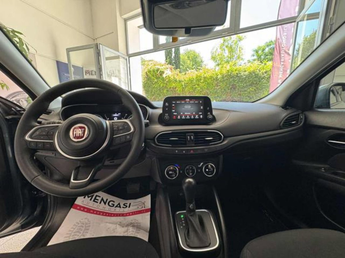 Fiat Tipo Tipo 5p 1.5 t4 hybrid Cross 130cv dct (17)