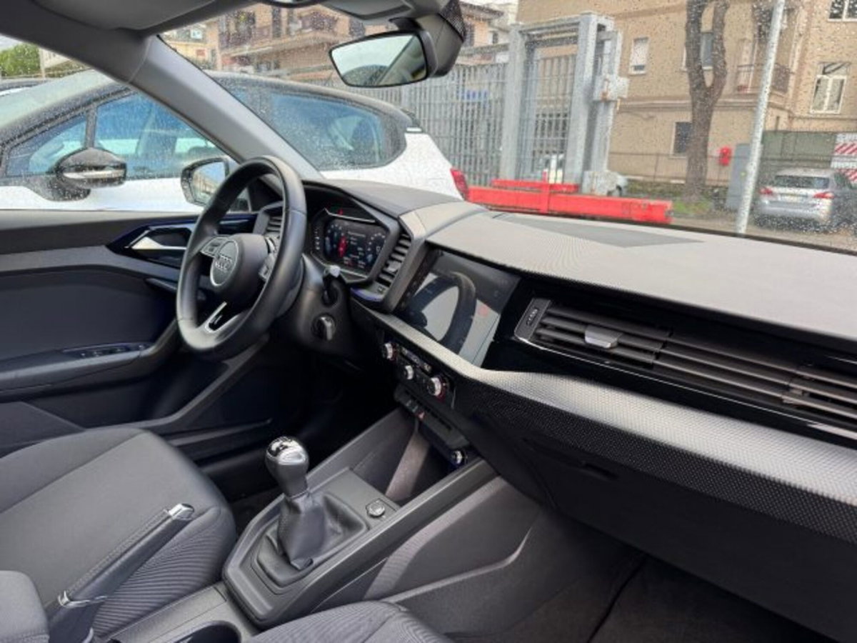Audi A1 Sportback 30 TFSI Admired Advanced (11)