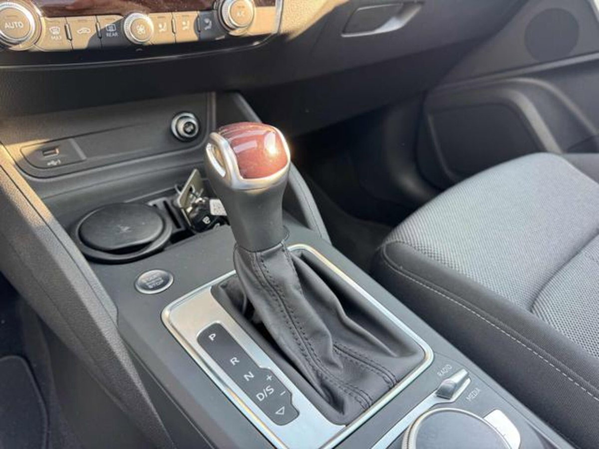Audi Q2 Q2 35 TFSI S tronic S line Edition (14)