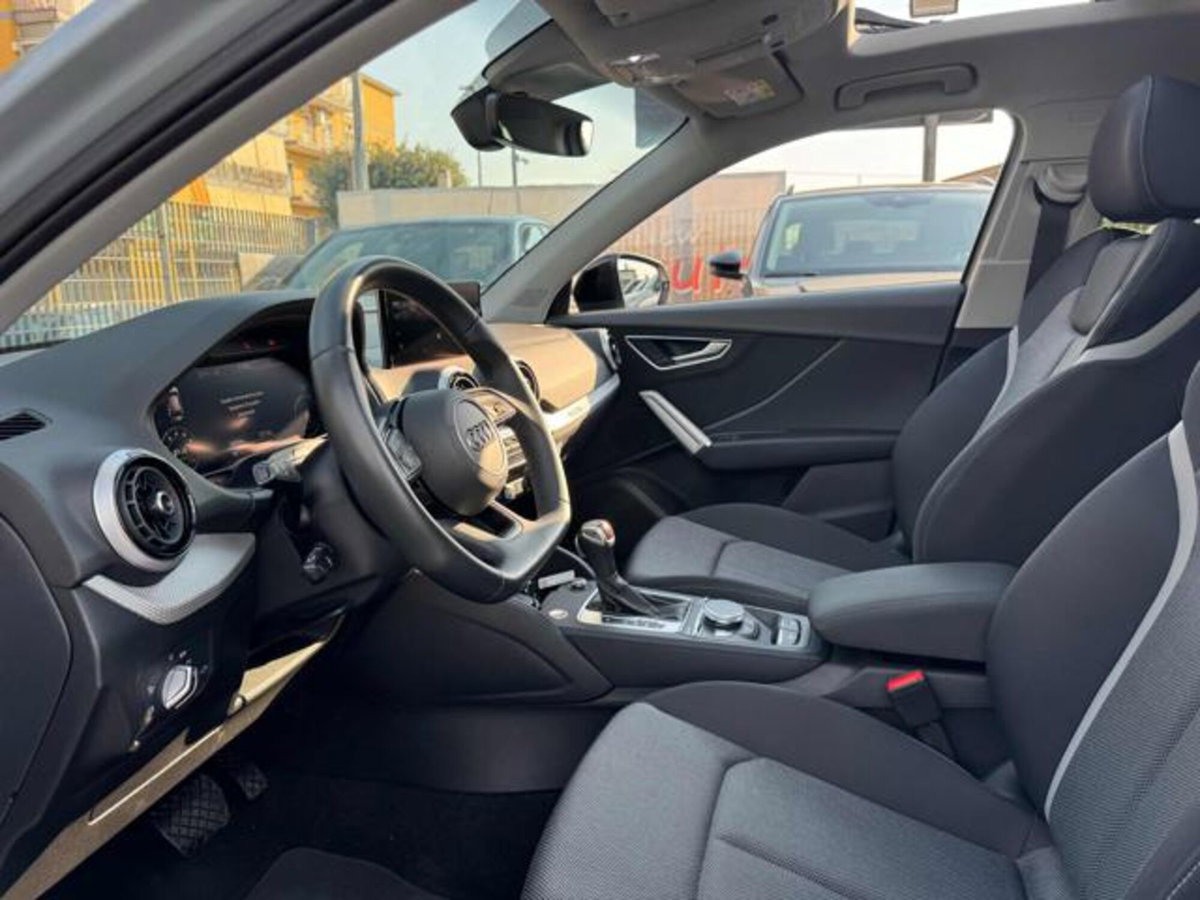 Audi Q2 Q2 35 TFSI S tronic S line Edition (18)